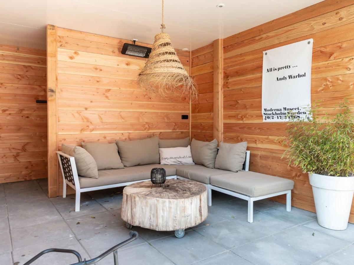 Cosy Holiday Home In Oostkapelle With A Garden Zewnętrze zdjęcie
